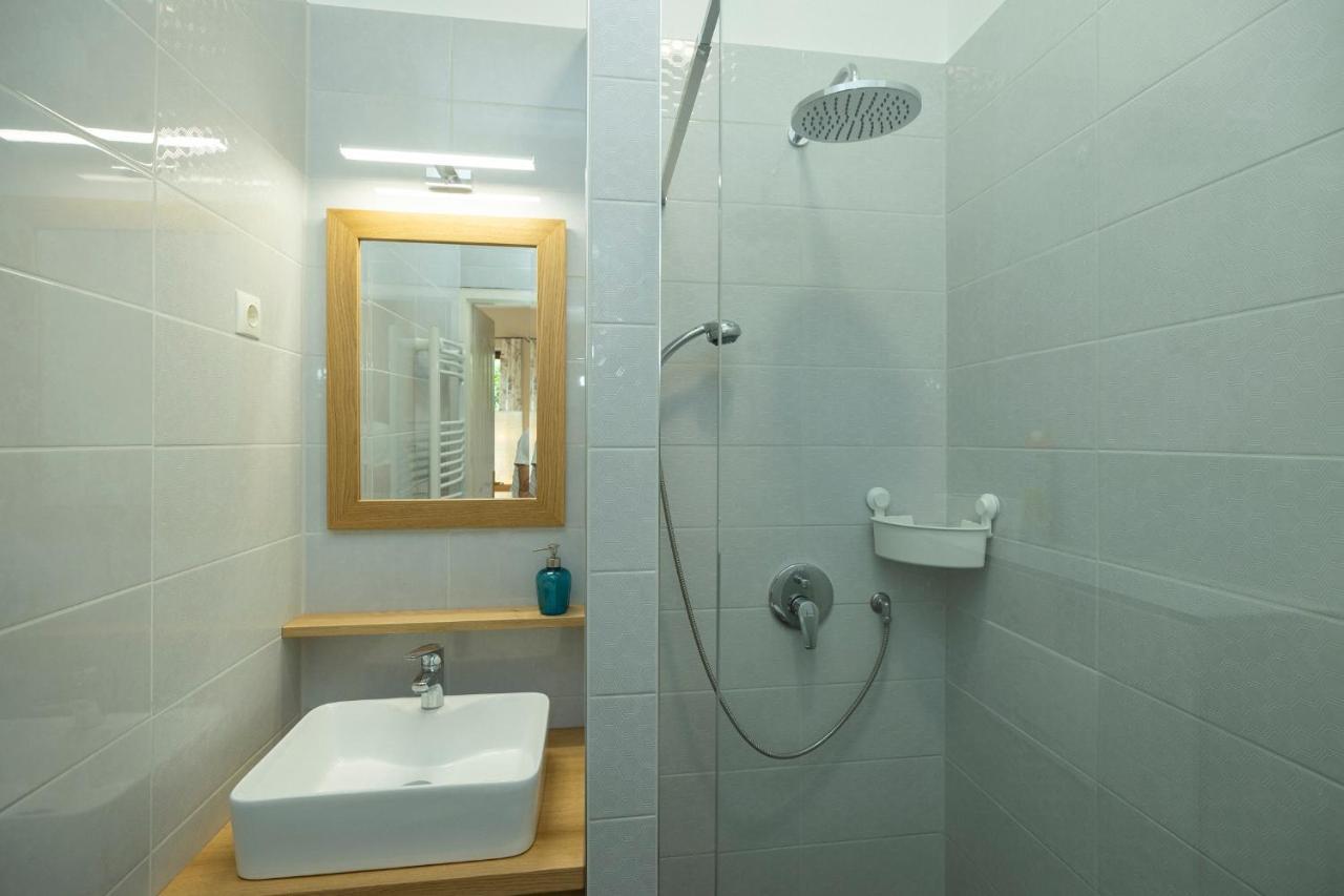 Nemes Apartman Eger Buitenkant foto