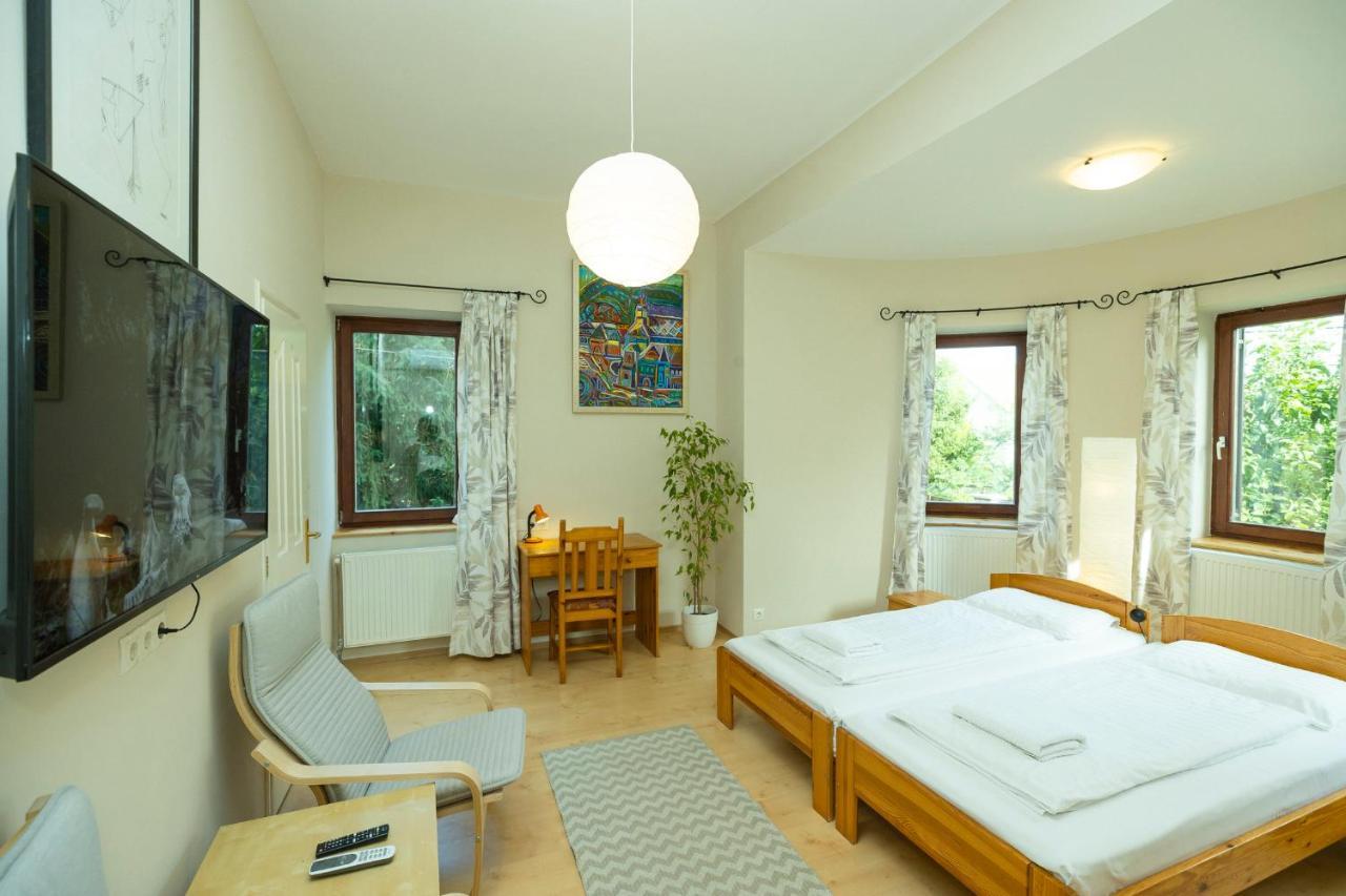 Nemes Apartman Eger Buitenkant foto