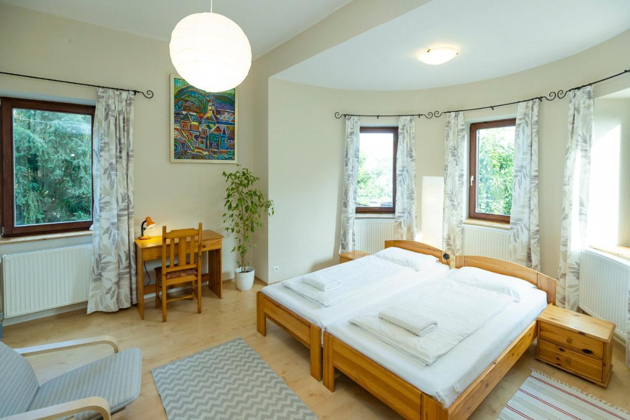 Nemes Apartman Eger Buitenkant foto