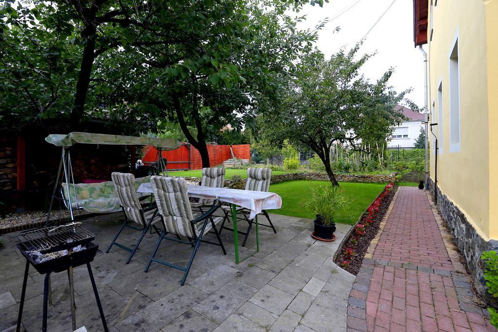Nemes Apartman Eger Kamer foto