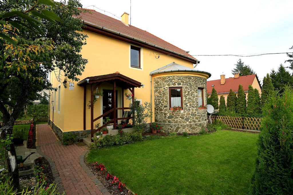 Nemes Apartman Eger Buitenkant foto